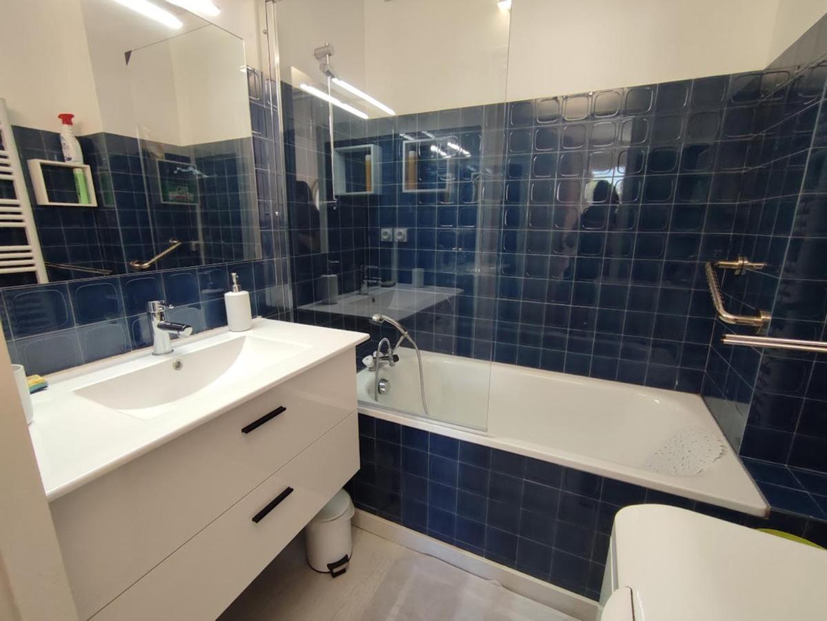 Chez Dominique, T2, Centre Ville, Vue Montagne, Wifi, 4 Personnes Bagnères-de-Luchon 外观 照片