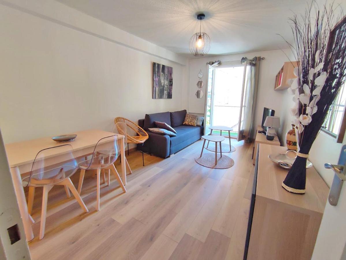 Chez Dominique, T2, Centre Ville, Vue Montagne, Wifi, 4 Personnes Bagnères-de-Luchon 外观 照片
